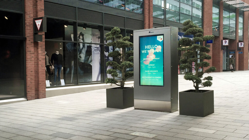 2026 Guide to Buying Outdoor Digital Signage Displays