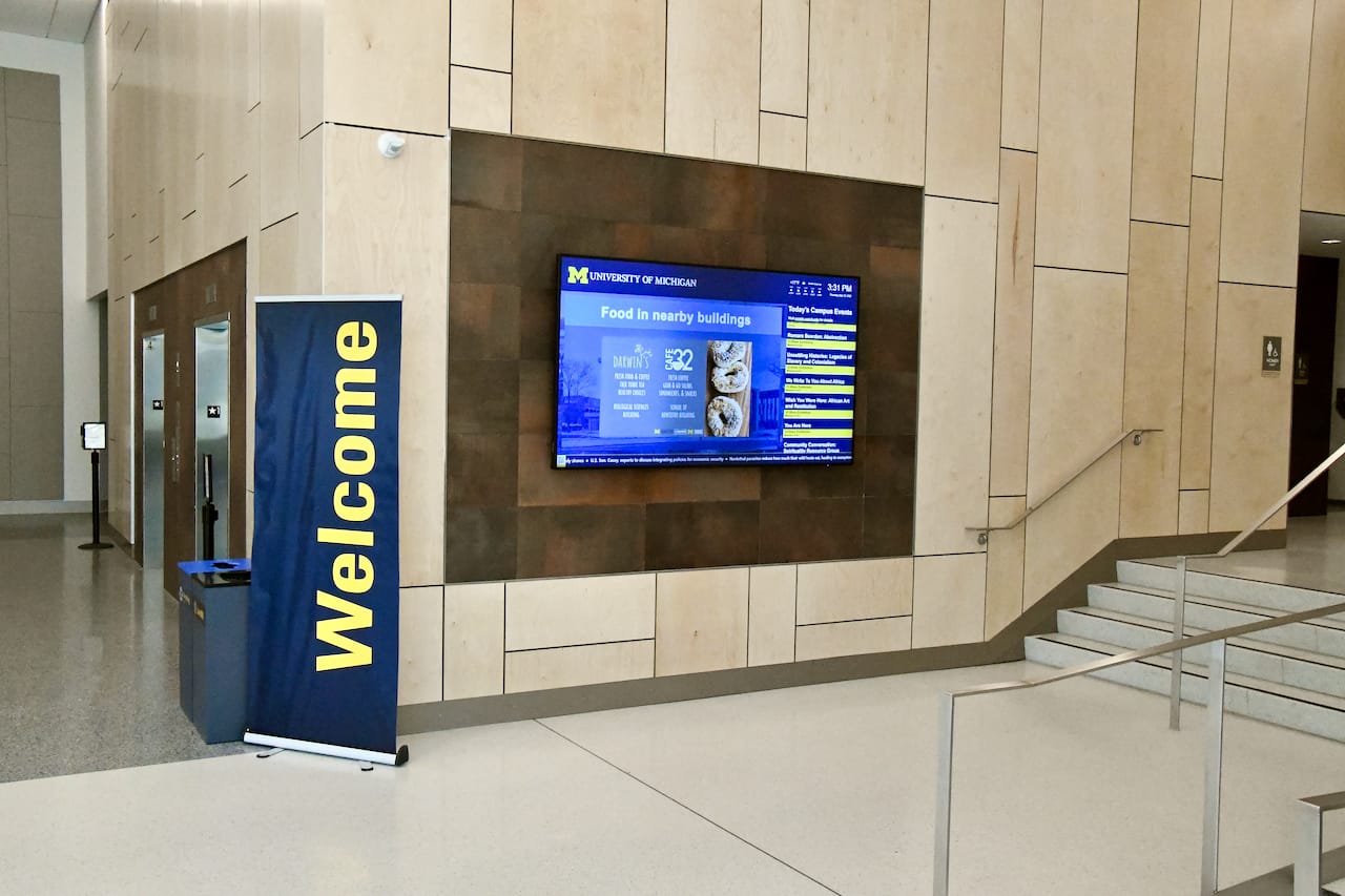 University digital signage 1
