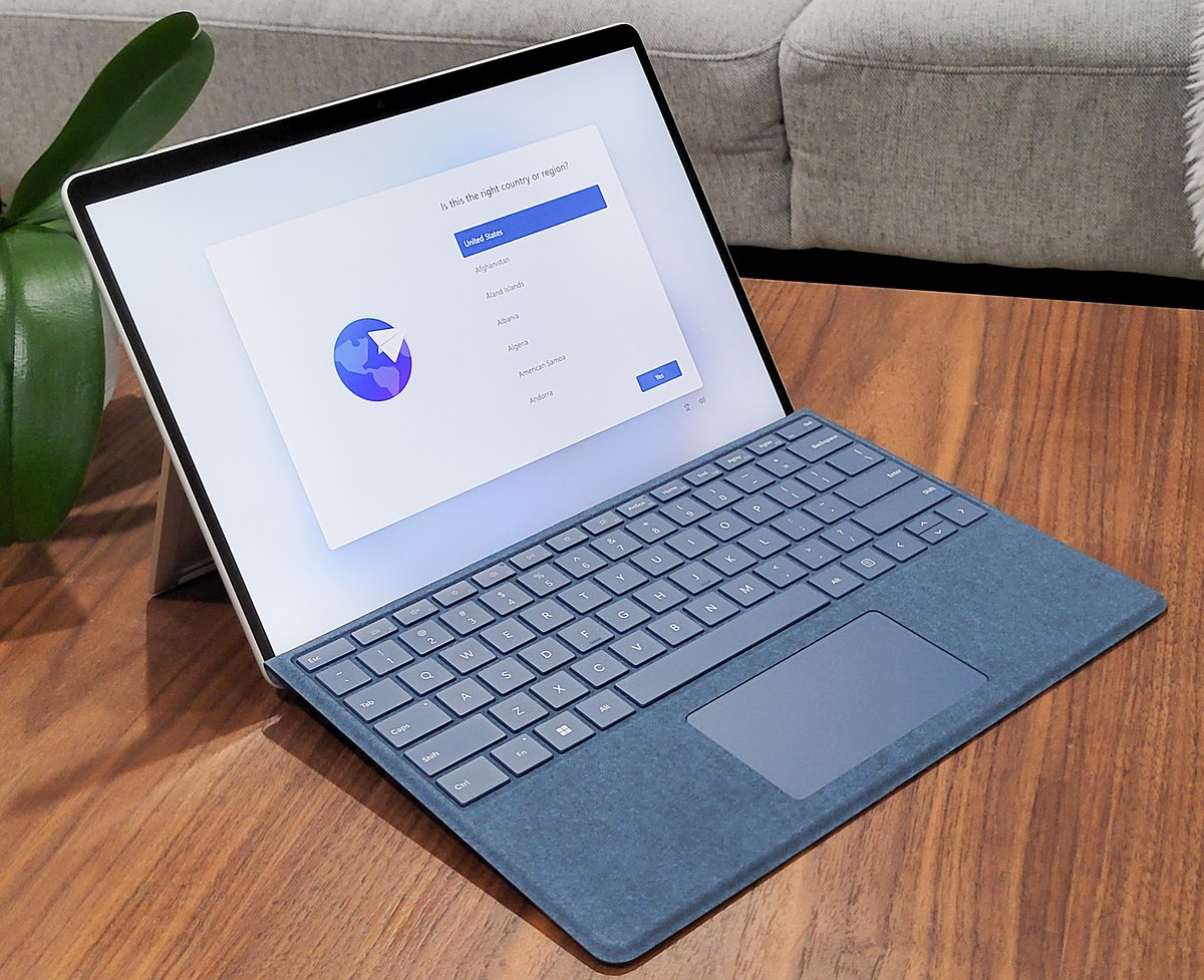 Microsoft Surface is the best Windows digital signage display for built-in AI.